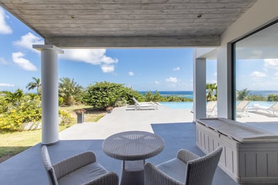 Luxury Villa Photo #38