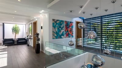 Luxury Villa Photo #33