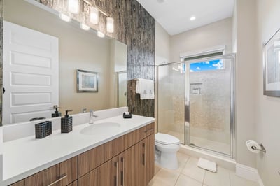 Luxury Villa Photo #49