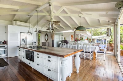 Luxury Villa Photo #17