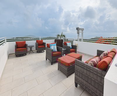 Luxury Villa Photo #16