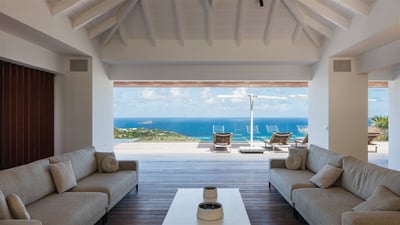 Luxury Villa Photo #18