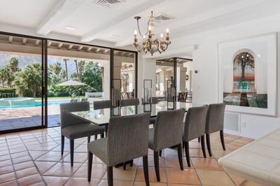 Luxury Villa Photo #31