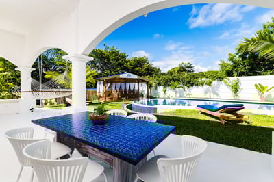 Luxury Villa Photo #12
