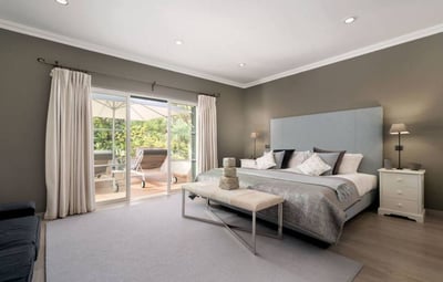 Luxury Villa Photo #22