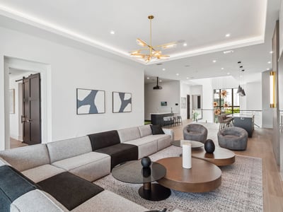 Luxury Villa Photo #39