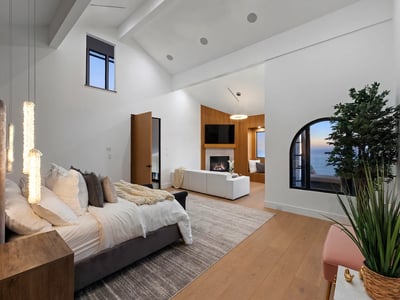 Luxury Villa Photo #28