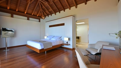 Luxury Villa Photo #23
