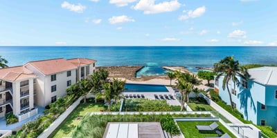Luxury Villa Photo #25
