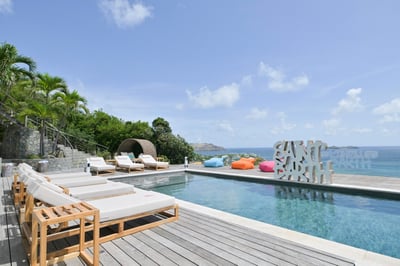 Luxury Villa Photo #7