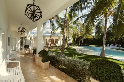 Luxury Villa Photo #22