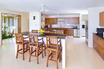 Luxury Villa Photo #12