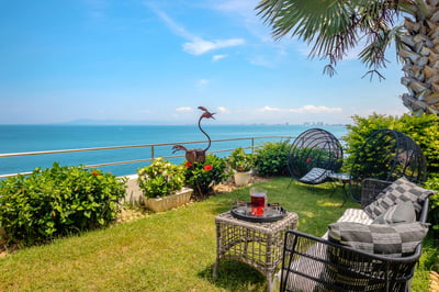 Luxury Villa Photo #5