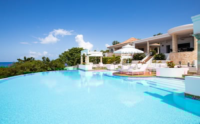 Luxury Villa Photo #7