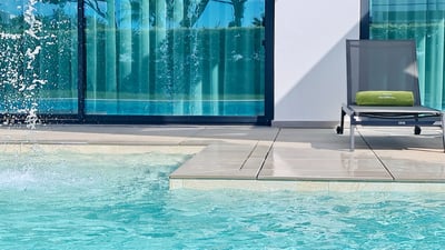 Luxury Villa Photo #6