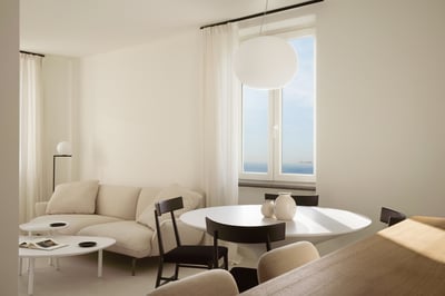 Luxury Villa Photo #2