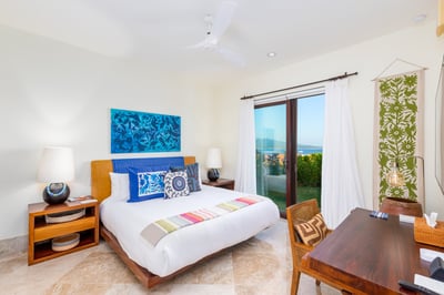 Luxury Villa Photo #47
