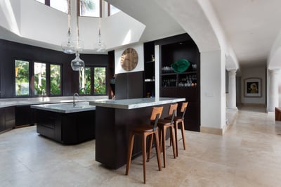 Luxury Villa Photo #25