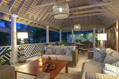 Luxury Villa Photo #8