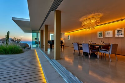 Luxury Villa Photo #11