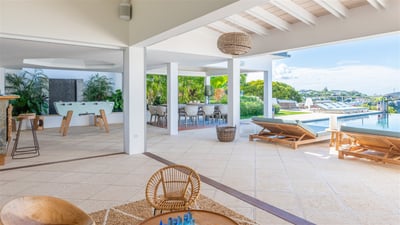 Luxury Villa Photo #23