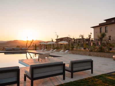 Luxury Villa Photo #4