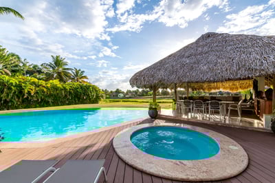 Luxury Villa Photo #2