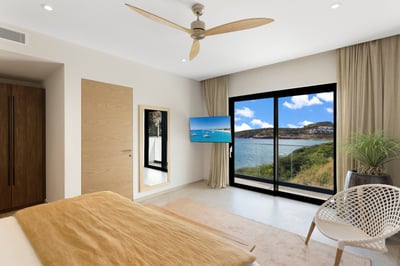 Luxury Villa Photo #42