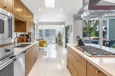 Luxury Villa Photo #14