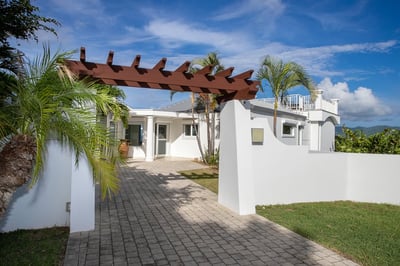 Luxury Villa Photo #25