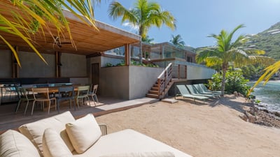 Luxury Villa Photo #10