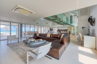 Luxury Villa Photo #21