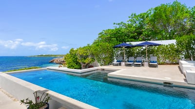 Luxury Villa Photo #7
