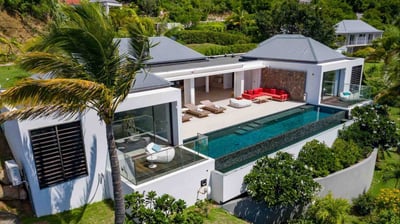 Luxury Villa Photo #2
