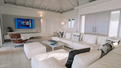 Living & Dining Areas