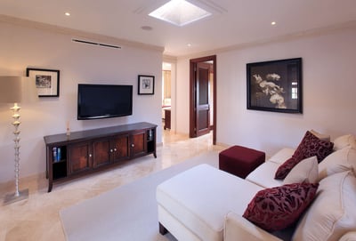 Luxury Villa Photo #14