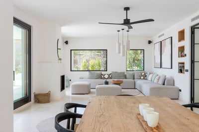 Luxury Villa Photo #22