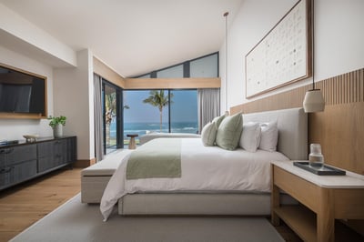 Luxury Villa Photo #34