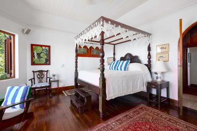 Luxury Villa Photo #13