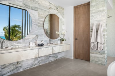 Luxury Villa Photo #43