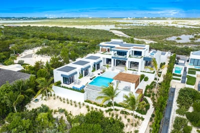 Luxury Villa Photo #2