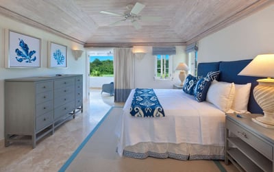 Luxury Villa Photo #12