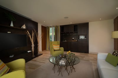 Luxury Villa Photo #28
