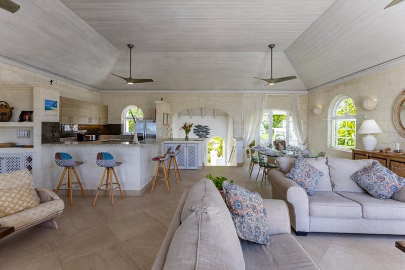 Forest Hills 33 | Paradise Villa