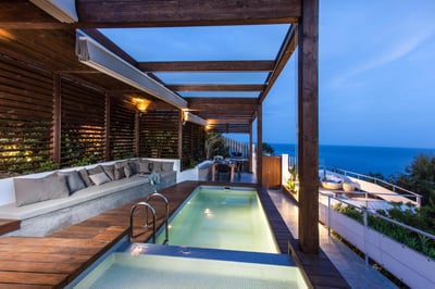 Luxury Villa Photo #6