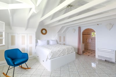 Luxury Villa Photo #24
