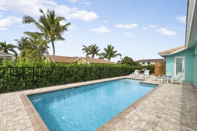 Luxury Villa Photo #2