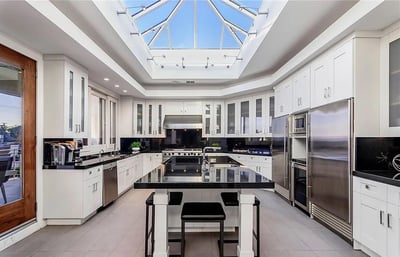 Luxury Villa Photo #13