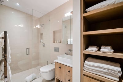 Luxury Villa Photo #36