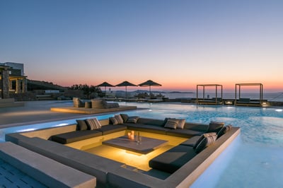 Luxury Villa Photo #12